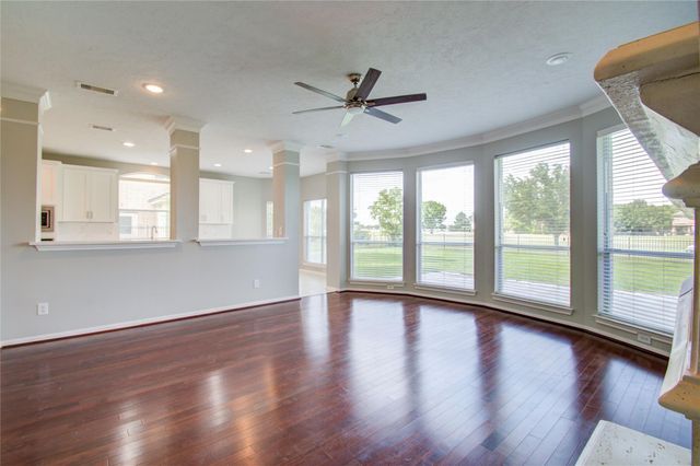 10906 Castle Peak Drive, Houston, TX 77095