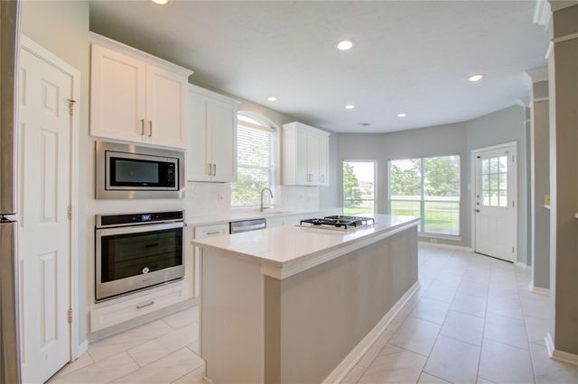 10906 Castle Peak Drive, Houston, TX 77095