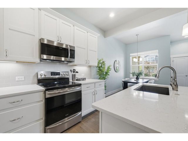 1710 W 50th St, Loveland, CO 80538