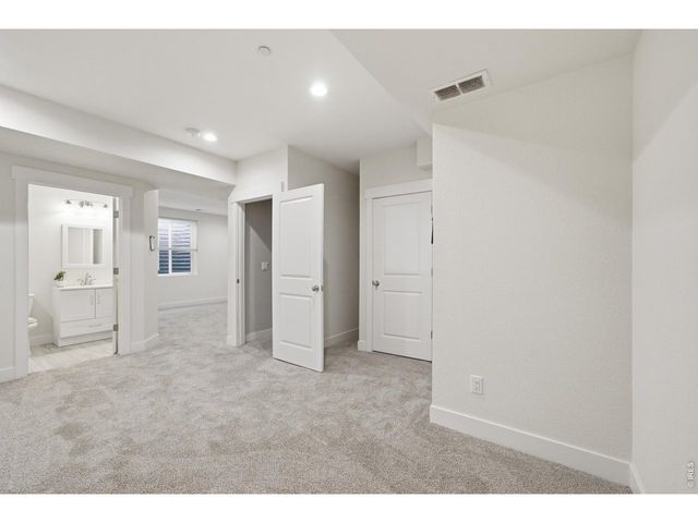 1710 W 50th St, Loveland, CO 80538