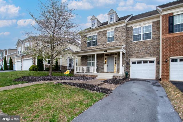 104 E STRATHMORE WAY E, Martinsburg, WV 25403