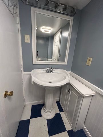 11 Aspen Circle, Kittery, ME 03904