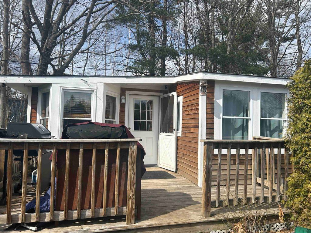 11 Aspen Circle, Kittery, ME 03904