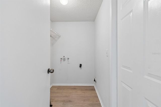 8804 BRIAR HOLLOW COURT, Tampa, FL 33634