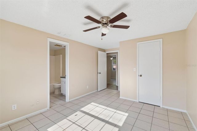 8804 BRIAR HOLLOW COURT, Tampa, FL 33634