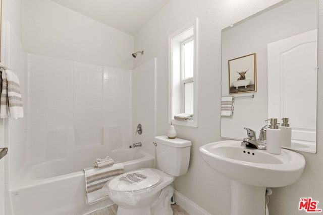 8250 Lankershim Boulevard 192, North Hollywood, CA 91605