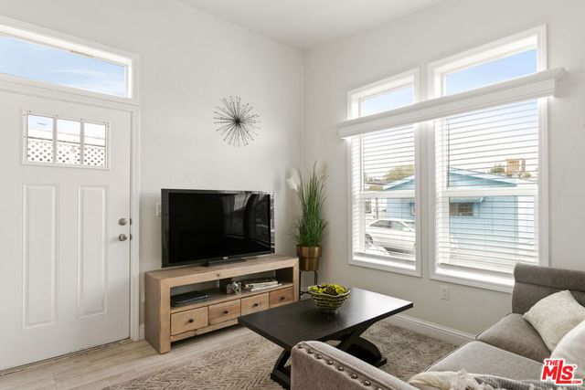 8250 Lankershim Boulevard 192, North Hollywood, CA 91605