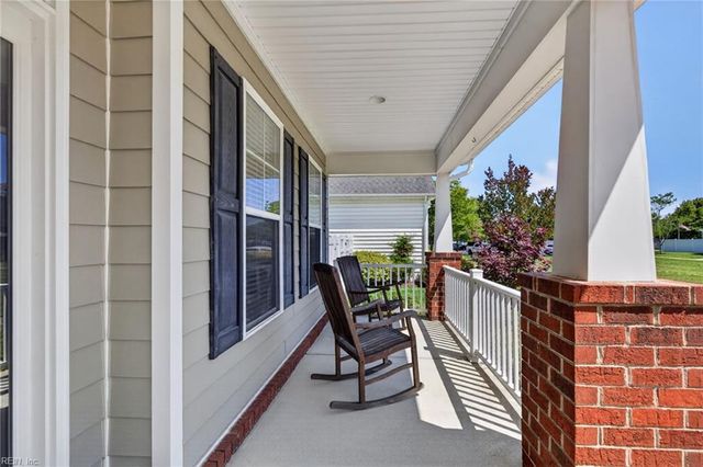 2213 Welbeck LN, Virginia Beach, VA 23456