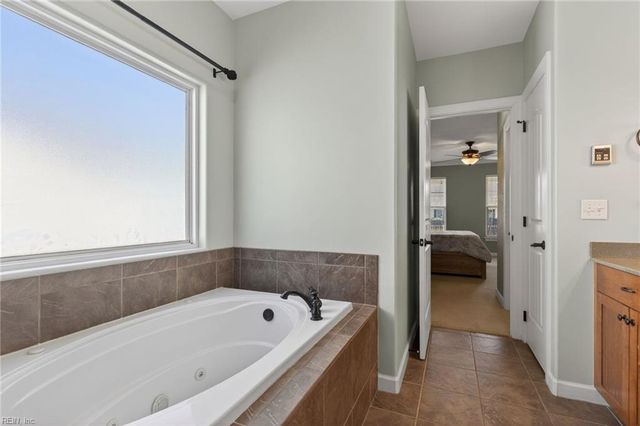 2213 Welbeck LN, Virginia Beach, VA 23456
