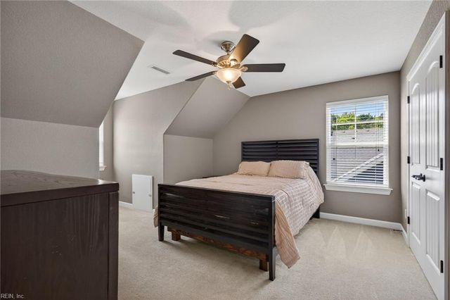 2213 Welbeck LN, Virginia Beach, VA 23456