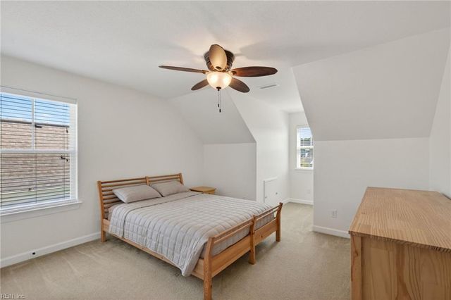 2213 Welbeck LN, Virginia Beach, VA 23456