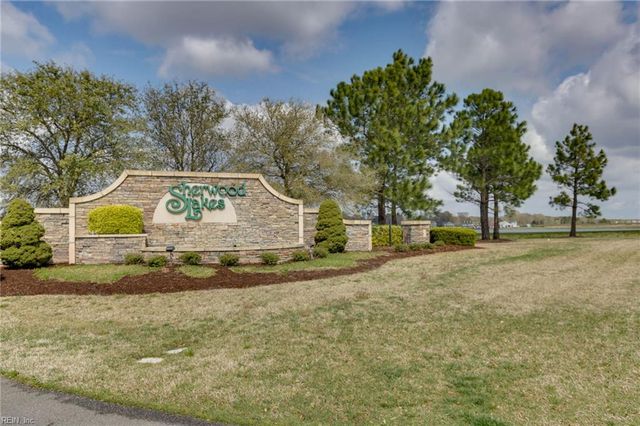 2213 Welbeck LN, Virginia Beach, VA 23456