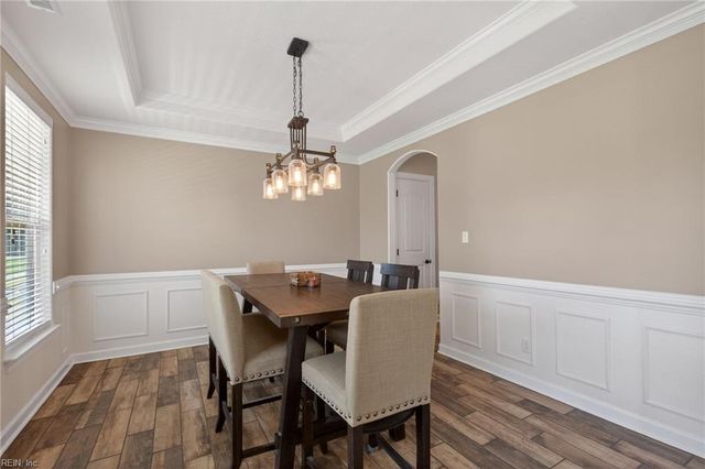 2213 Welbeck LN, Virginia Beach, VA 23456