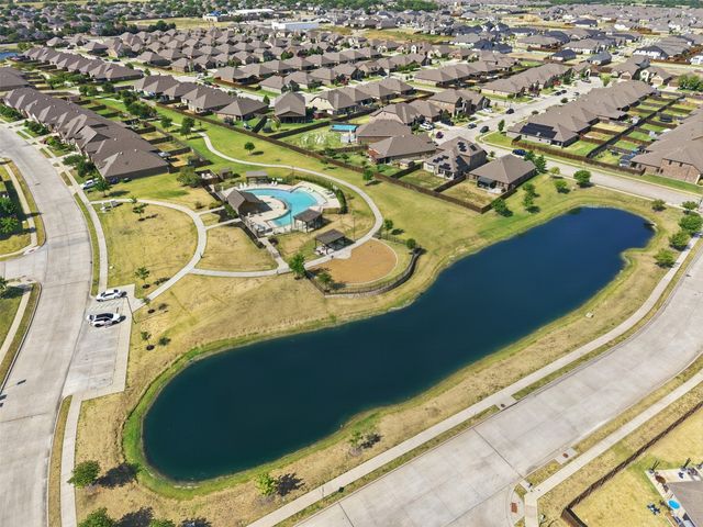 3204 Clear Creek Drive, Royse City, TX 75189