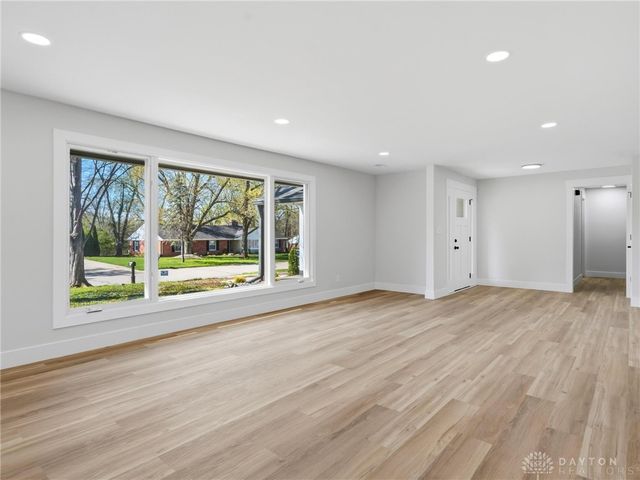 801 Southford Avenue, Dayton, OH 45429