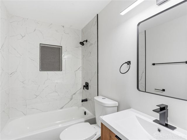 801 Southford Avenue, Dayton, OH 45429