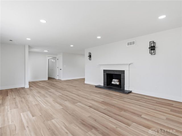 801 Southford Avenue, Dayton, OH 45429