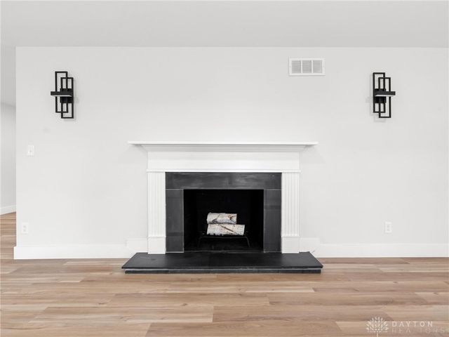 801 Southford Avenue, Dayton, OH 45429