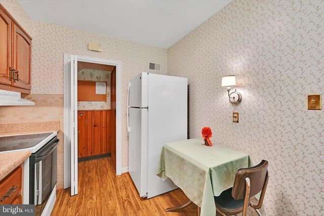 605 MEADE TER, Reading, PA 19607