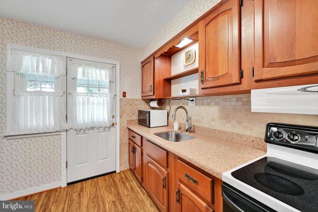 605 MEADE TER, Reading, PA 19607