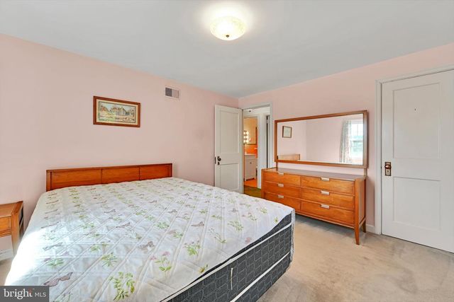605 MEADE TER, Reading, PA 19607