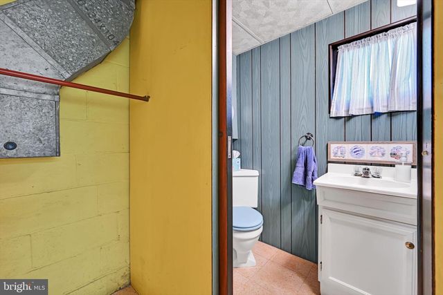 605 MEADE TER, Reading, PA 19607