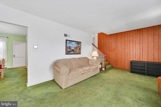 605 MEADE TER, Reading, PA 19607