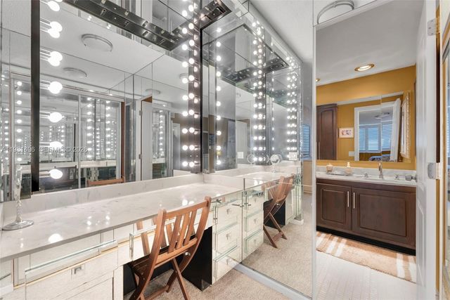 3800 Hillcrest Dr 412, Hollywood, FL 33021