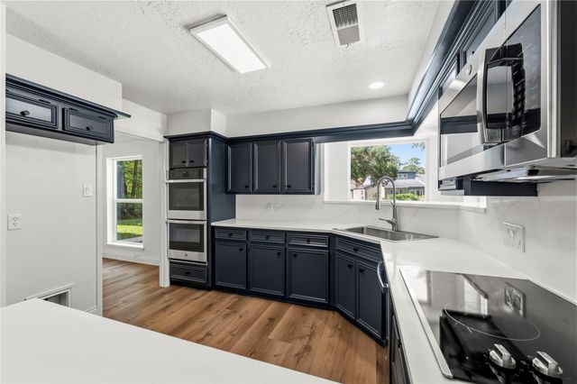 2302 Poplar Park Drive, Houston, TX 77339