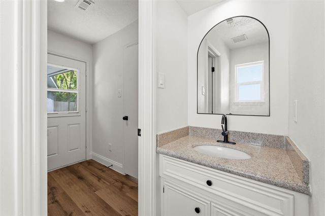 2302 Poplar Park Drive, Houston, TX 77339