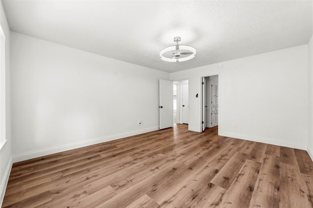 2302 Poplar Park Drive, Houston, TX 77339