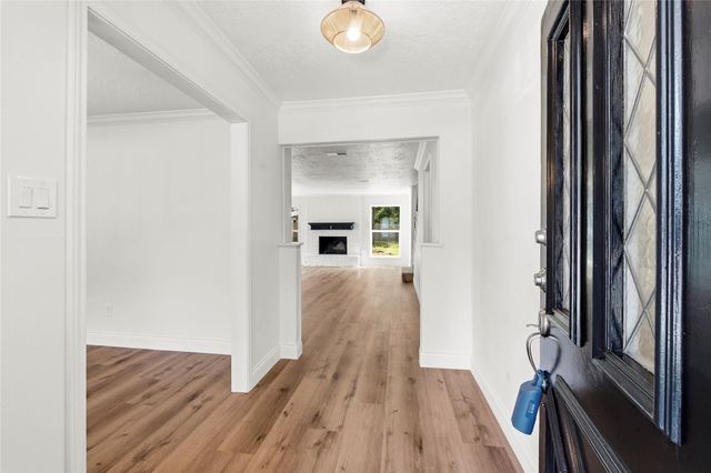 2302 Poplar Park Drive, Houston, TX 77339
