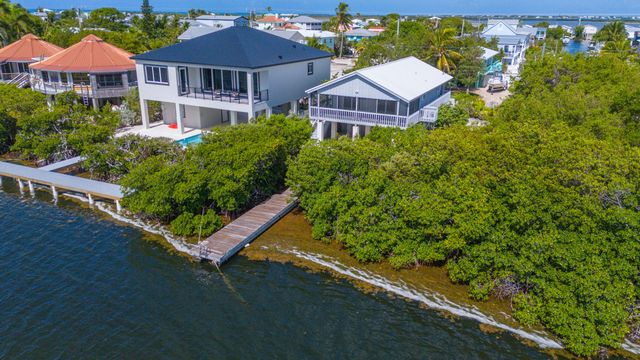 W 681 Indies Drive, Ramrod Key, FL 33042