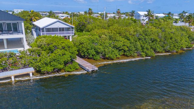 W 681 Indies Drive, Ramrod Key, FL 33042