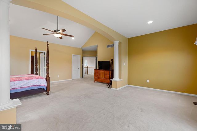 204 PILOT CT, Newark, DE 19702