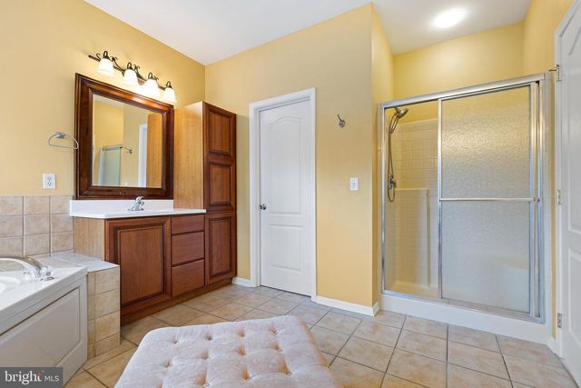 204 PILOT CT, Newark, DE 19702