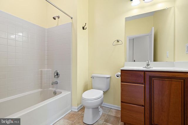204 PILOT CT, Newark, DE 19702