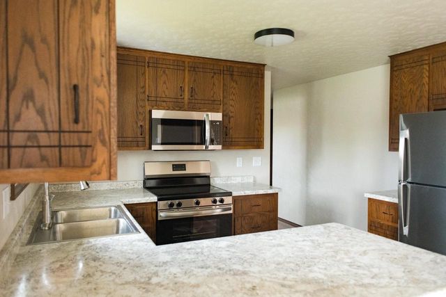 2564 LANDLER STREET, Green Bay, WI 54313