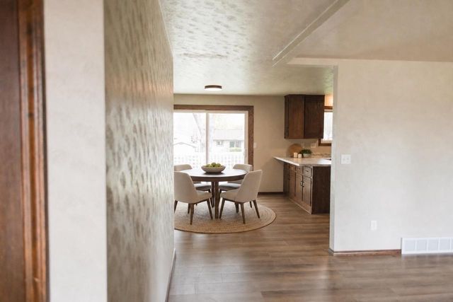 2564 LANDLER STREET, Green Bay, WI 54313
