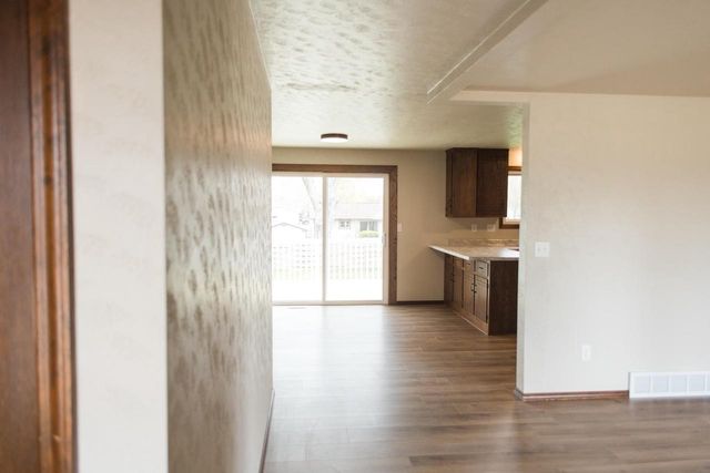 2564 LANDLER STREET, Green Bay, WI 54313