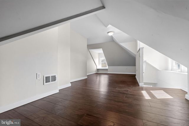 43 W CENTRAL AVE, Paoli, PA 19301