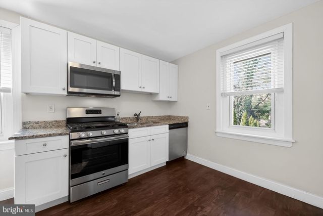 43 W CENTRAL AVE, Paoli, PA 19301