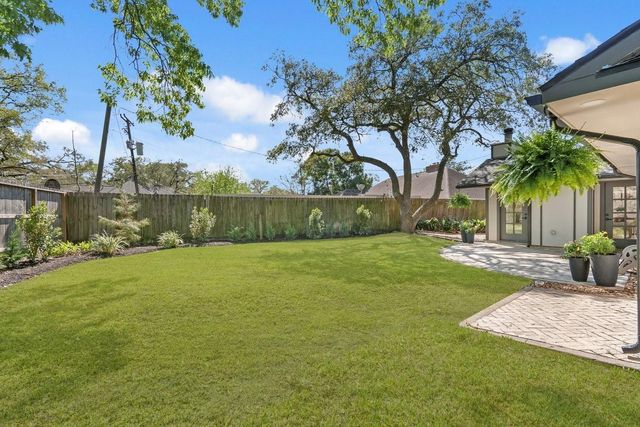 7525 Middlewood Street, Houston, TX 77063