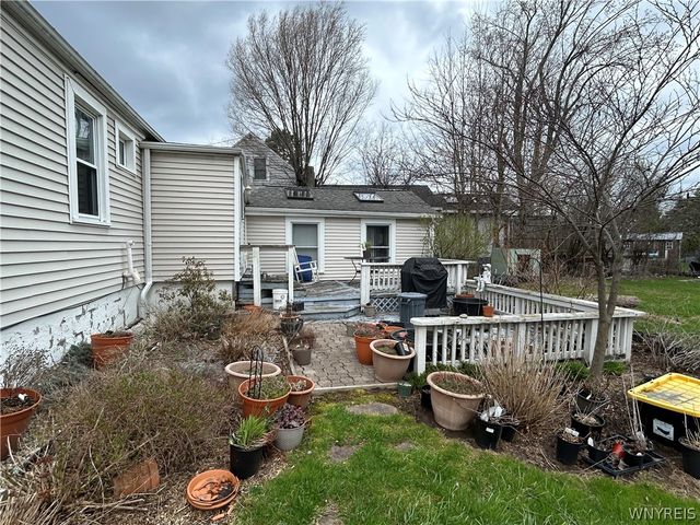 535 Ayer Road, Amherst, NY 14221