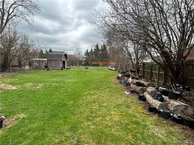 535 Ayer Road, Amherst, NY 14221