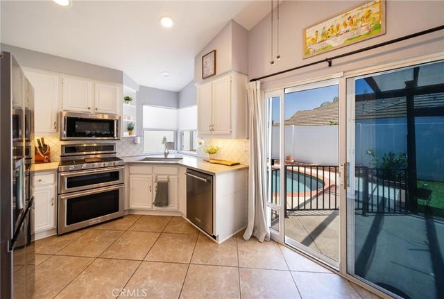 31593 Calle Los Padres, Temecula, CA 92592