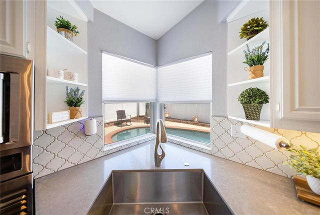 31593 Calle Los Padres, Temecula, CA 92592