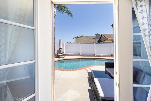 31593 Calle Los Padres, Temecula, CA 92592