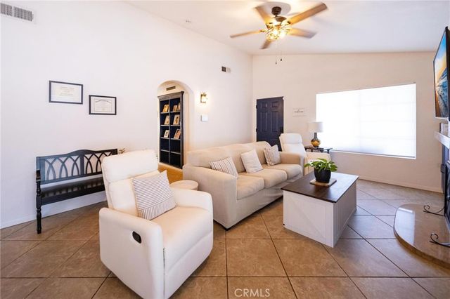 31593 Calle Los Padres, Temecula, CA 92592