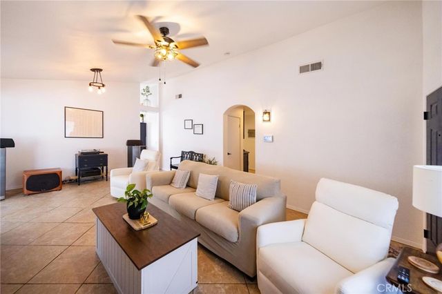 31593 Calle Los Padres, Temecula, CA 92592